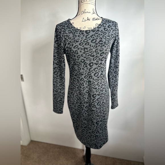 Banana Republic midi dress leopard print‎ - Picture 2 of 11